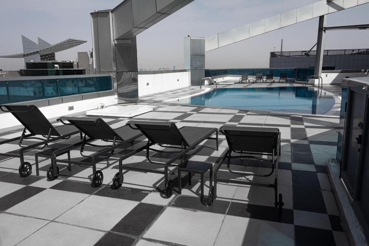 Lovely 3 Bedroom Apartment Beach Front Abú Dhabí Exteriér fotografie